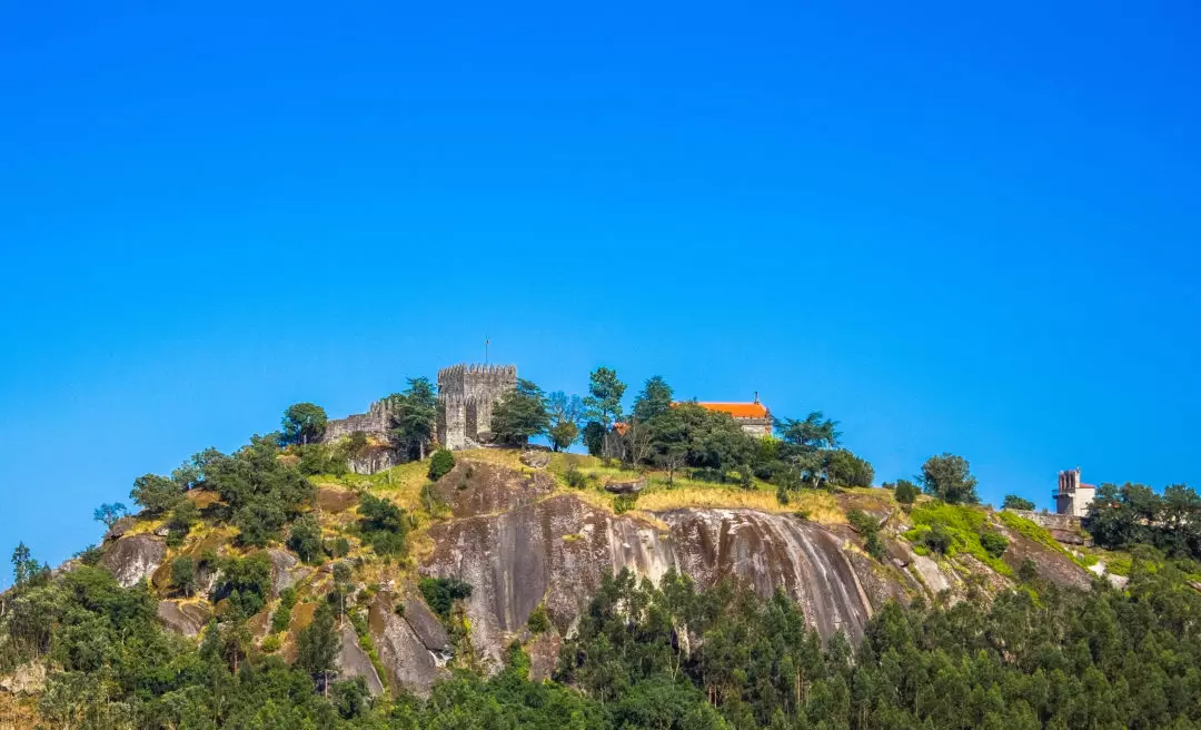 1.-Castelo-de-Lanhoso-1