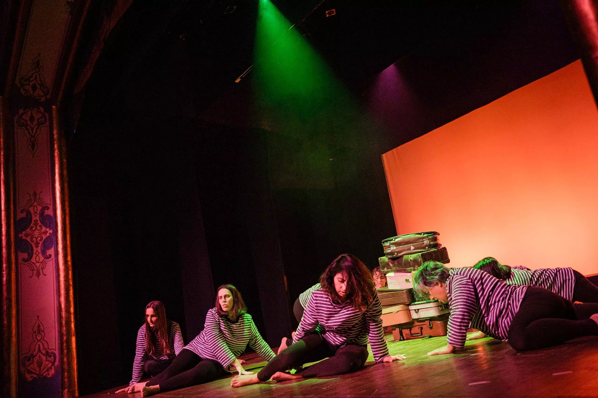 Oficinas de teatro do Theatro Club criam Grupo e duas novas turmas – com olhos postos também n...