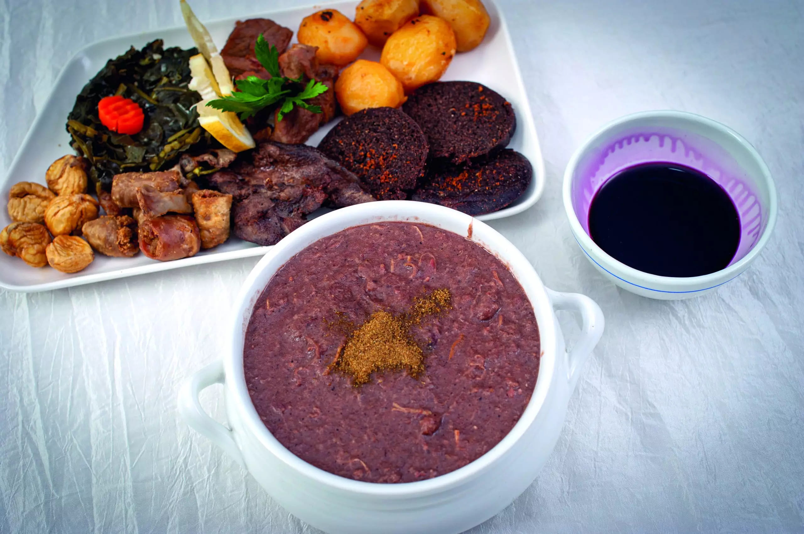 Papas-e-Rojoes-foto-de-arquivo-scaled