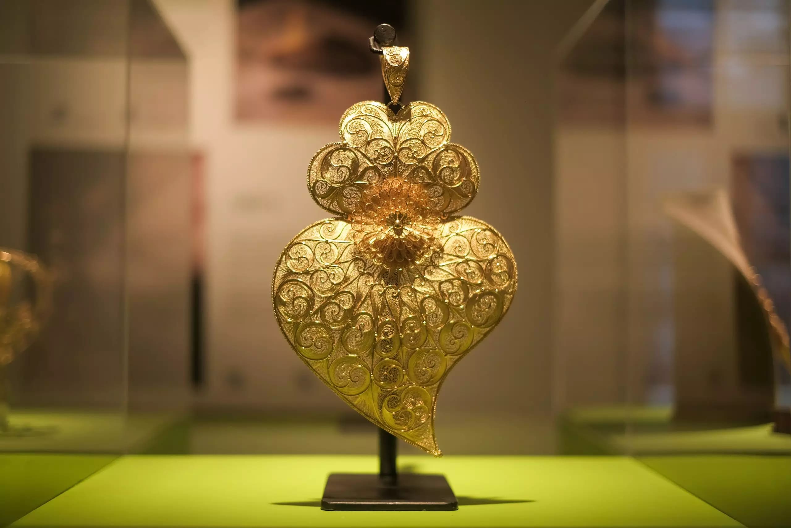 coracao-jInes-scaled