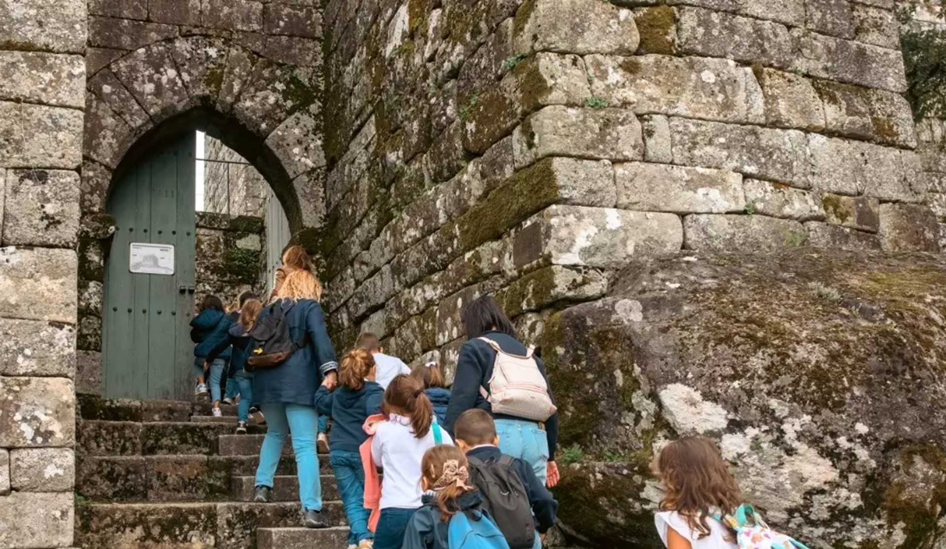 Turma da Escola Básica do Cávado vencedora municipal das “As Olimpíadas da Cidadania e do Pa...